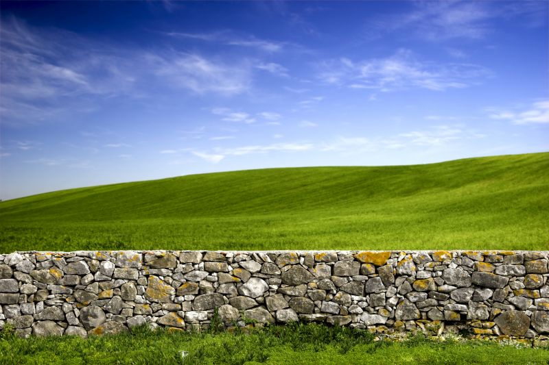 Modern Dry Stone Wall Design